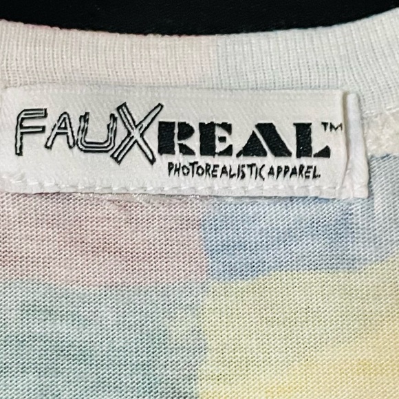 HOLIDAY SHIRT for POSHERS that CELEBRATE CHRISTMAS and HANUKKAH. - Picture 4 of 5